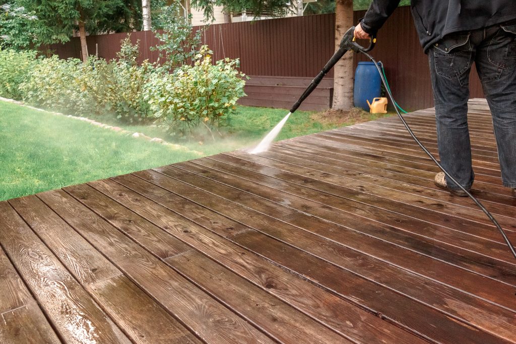 ClearCut wood deck washing=sealing